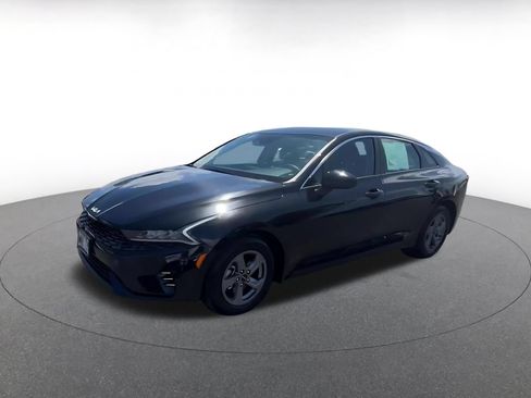 Used 2023 Kia K5 LXS FWD image 8