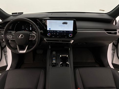Used 2025 Lexus RX 350 Premium image 11