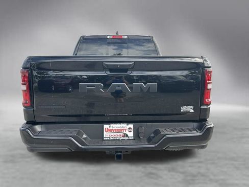 Used 2025 RAM 1500 Big Horn RWD image 33