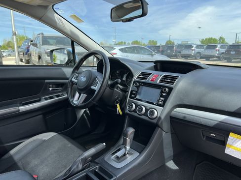 Used 2016 Subaru Crosstrek 2.0i Premium w/ Moonroof Package AWD/4WD image 17