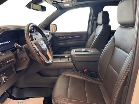 Used 2022 GMC Yukon Denali AWD/4WD image 10
