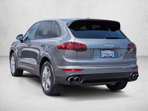 Used 2017 Porsche Cayenne S AWD/4WD image 8