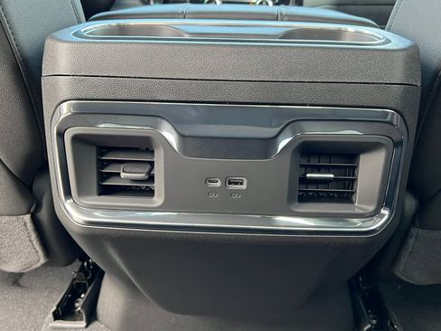 New 2026 GMC Sierra 1500 Elevation w/ Elevation Premium Package AWD/4WD image 40