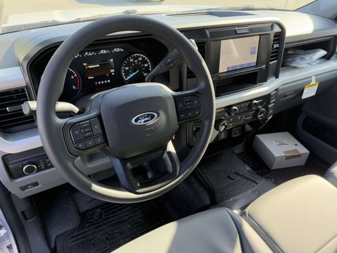 New 2025 Ford F550 4x4 Crew Cab Super Duty image 12