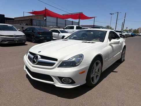 Used 2009 Mercedes-Benz SL 550 image 4