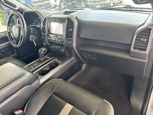 Used 2019 Ford F150 XLT w/ Equipment Group 302A Luxury AWD/4WD image 14