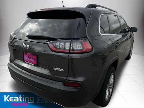 Used 2022 Jeep Cherokee Latitude Lux w/ Sun & Sound Group image 9