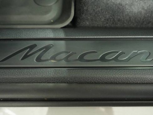 New 2026 Porsche Macan image 32