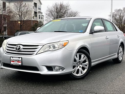 Used 2012 Toyota Avalon image 1