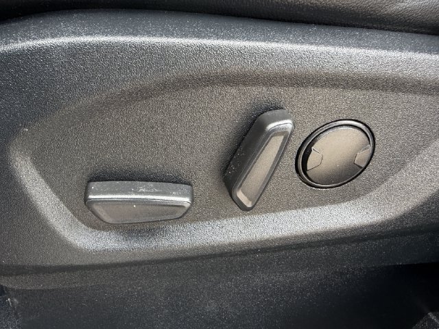 Used 2021 Ford Edge ST-Line FWD image 23