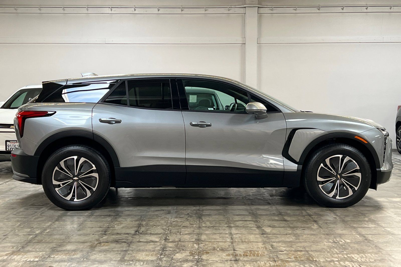 Used 2026 Chevrolet Blazer EV LT FWD image 3