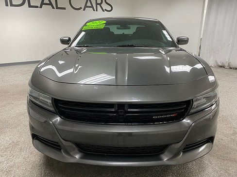 Used 2021 Dodge Charger SXT image 2