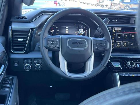 New 2026 GMC Sierra 2500 Denali w/ Denali Reserve Package image 12