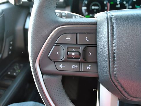 New 2026 Toyota 4Runner Limited AWD/4WD image 10