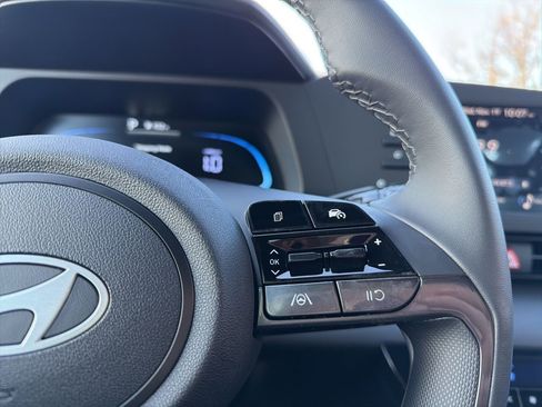 New 2026 Hyundai Elantra Sport image 30