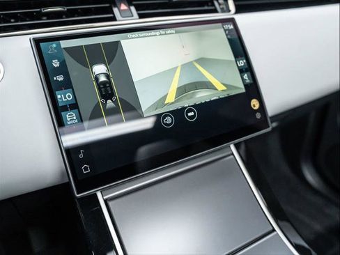 New 2026 Land Rover Range Rover Evoque S image 28