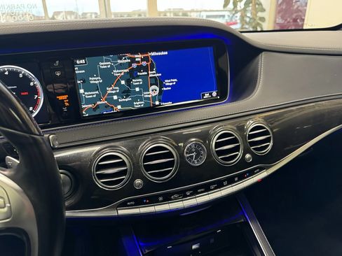 Used 2017 Mercedes-Benz S 550 4MATIC Sedan image 26