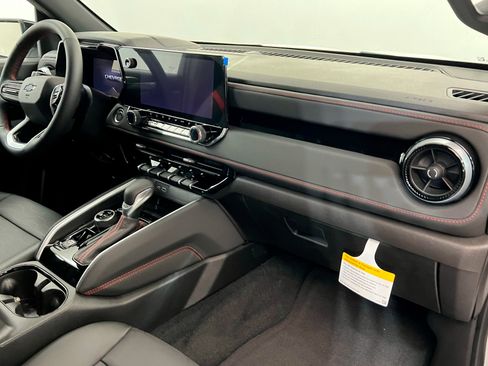 New 2025 Chevrolet Colorado Z71 w/ Z71 Convenience Package 2 image 24