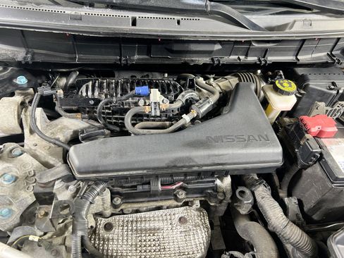 Used 2019 Nissan Rogue SV image 28