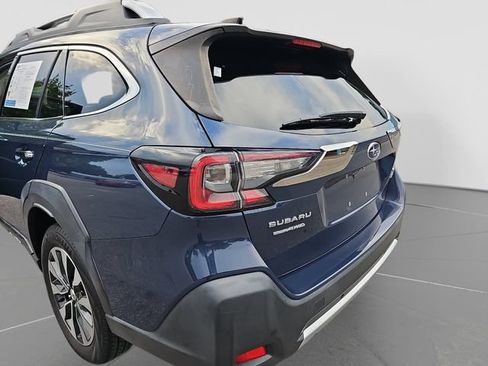 Used 2023 Subaru Outback Touring XT AWD/4WD image 39
