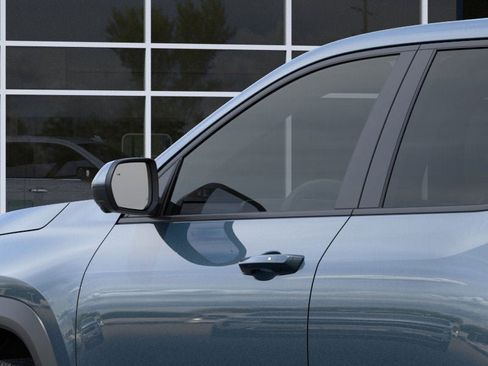 New 2026 Chevrolet Equinox LT w/ Convenience Package II image 46