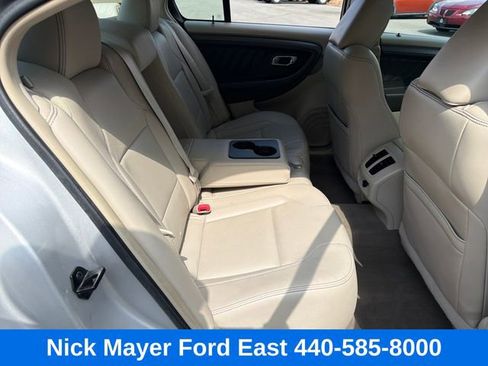 Used 2010 Ford Taurus SEL FWD image 19