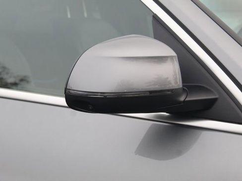 Used 2025 BMW X7 xDrive40i w/ Executive Package image 12