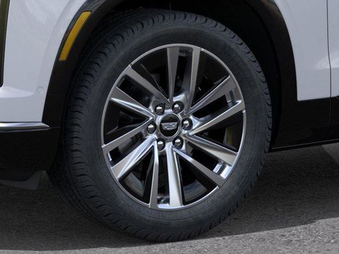 New 2026 Cadillac Vistiq Luxury w/ LPO, Floor Liner Package image 10