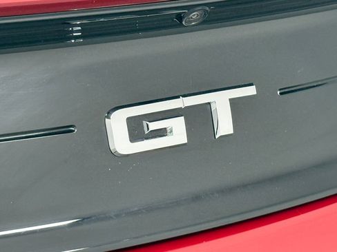 Used 2018 Ford Mustang GT RWD image 16