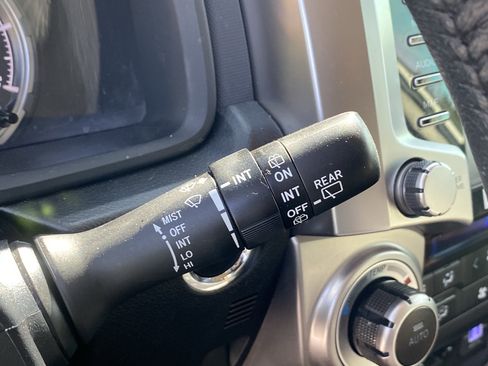 Used 2022 Toyota 4Runner Limited image 65