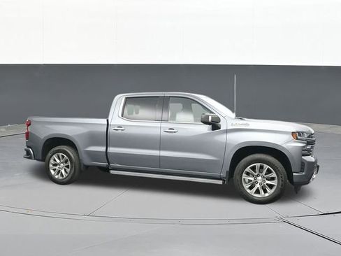 Used 2019 Chevrolet Silverado 1500 High Country w/ Technology Package AWD/4WD image 20