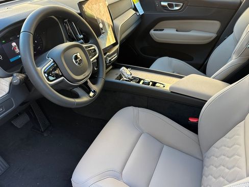 New 2026 Volvo XC60 B5 Plus w/ Protection Package Premier AWD/4WD image 9