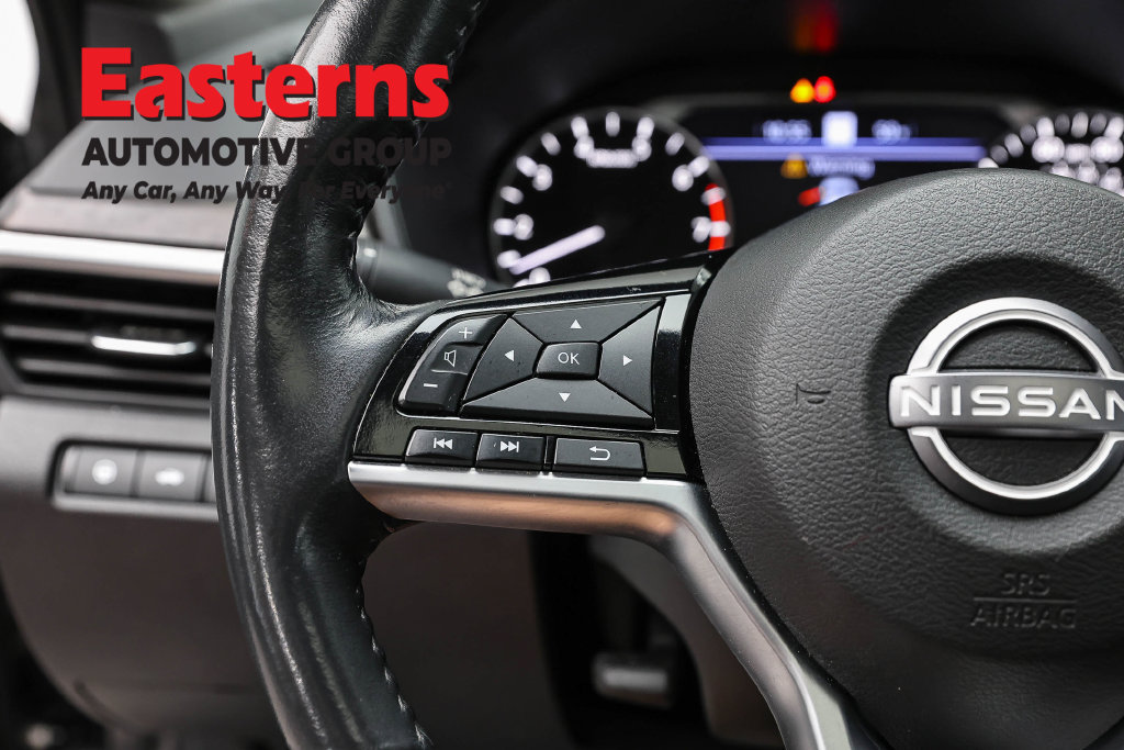 Used 2023 Nissan Altima 2.5 SL AWD/4WD image 16