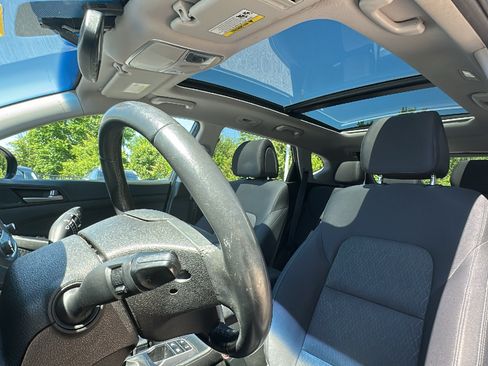 Used 2018 Hyundai Tucson Value AWD/4WD image 14