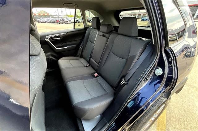 Certified 2024 Toyota RAV4 XLE AWD/4WD image 20