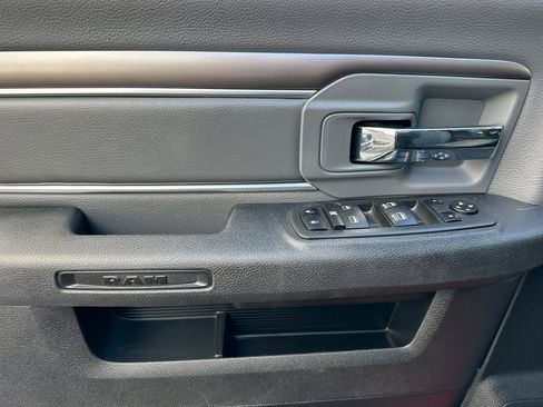 Used 2024 RAM 1500 Classic SLT AWD/4WD image 10