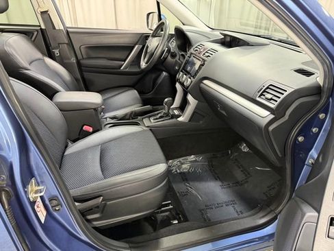 Used 2016 Subaru Forester 2.0XT Premium AWD/4WD image 7