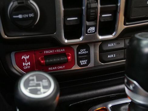 Used 2021 Jeep Gladiator Rubicon image 22