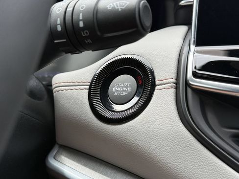 New 2026 Jeep Compass Limited AWD/4WD image 16