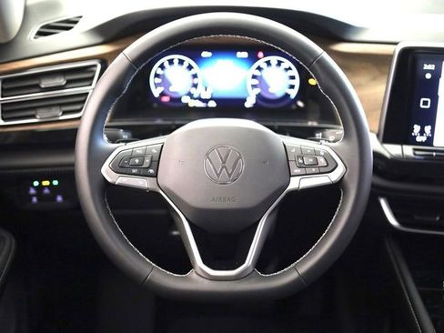 New 2026 Volkswagen Atlas SE AWD/4WD image 13