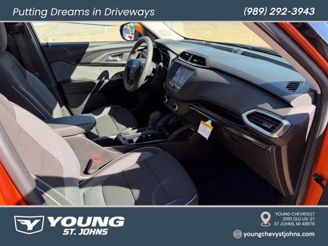 Certified 2022 Chevrolet TrailBlazer LT w/ Driver Confidence Package AWD/4WD image 15