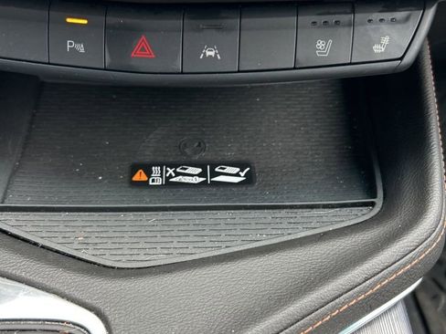 Used 2023 Cadillac CT4 Sport w/ LPO, ONYX Package image 5