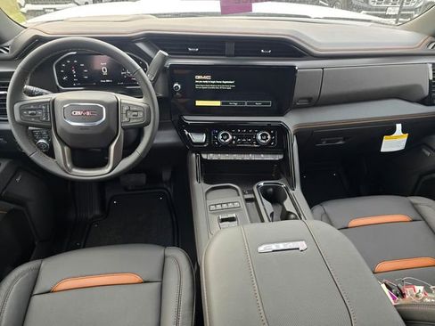 New 2026 GMC Sierra 2500 AT4 w/ AT4 Premium Plus Package AWD/4WD image 12