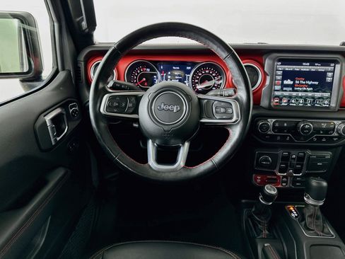 Used 2021 Jeep Gladiator Rubicon AWD/4WD image 14