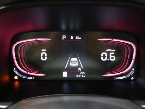 Used 2025 Kia Soul LX w/ LX Technology Package FWD image 23