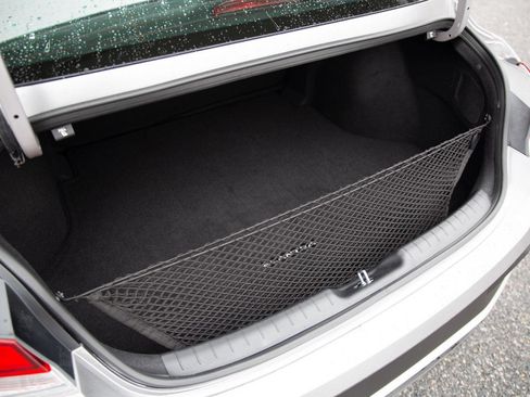 Used 2025 Hyundai Elantra SE image 23