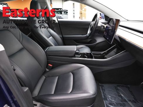 Used 2019 Tesla Model 3 Long Range image 18