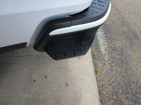 New 2026 GMC Canyon Elevation AWD/4WD image 12