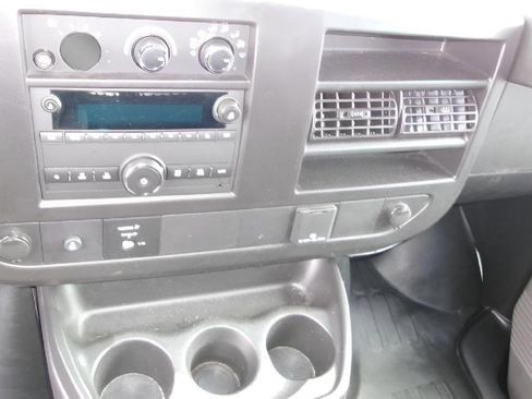 Used 2024 GMC Savana 2500 w/ Driver Convenience Package image 14