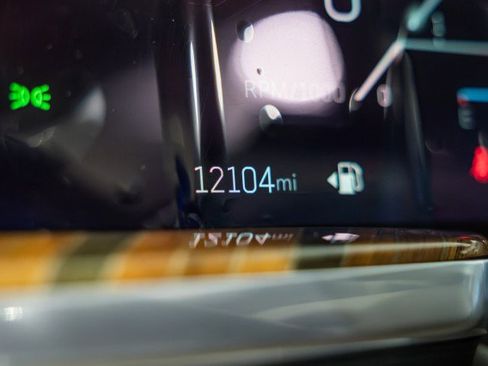 Used 2025 Cadillac Escalade Sport Platinum w/ LPO, Floor Liner Package image 47